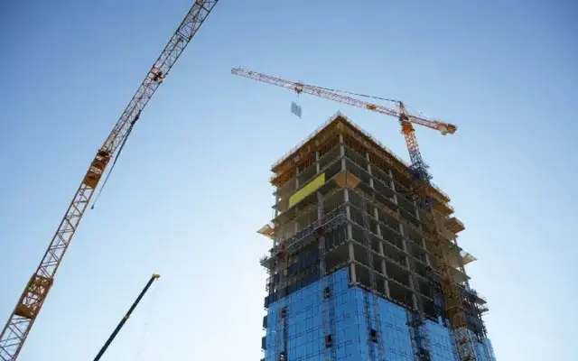 Reforma Tributária deve elevar custos de obras em até 20%, diz estudo   Este é um trecho original publicado em Exame.com. Leia a matéria completa em https://exame.com/brasil/infraestrutura/reforma-tributaria-deve-elevar-custos-de-obras-em-ate-20-diz-estudo/?utm_source=copiaecola&utm_medium=compartilhamento